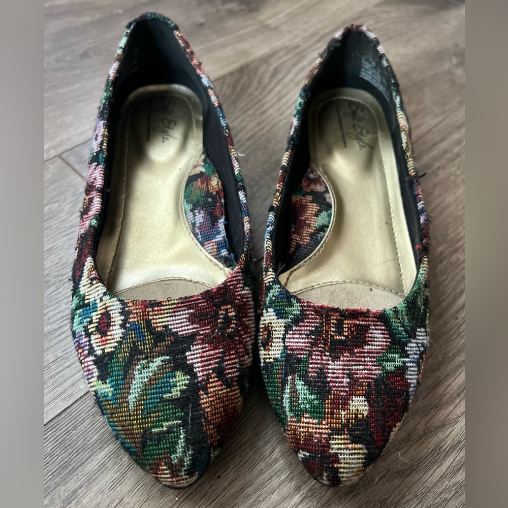 Floral Tapestry Flats from Soft Style